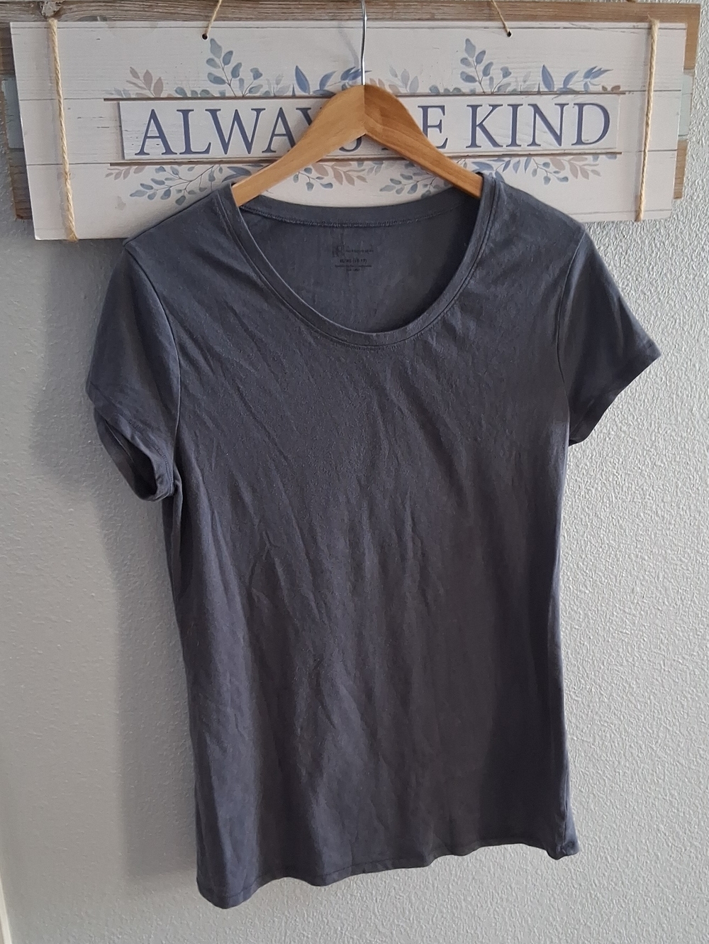 4/$13 basic tee
